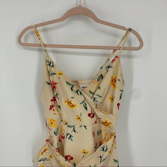 superdown Gianni Ruffle Mini Floral Summer Dress - Picture 5 of 9